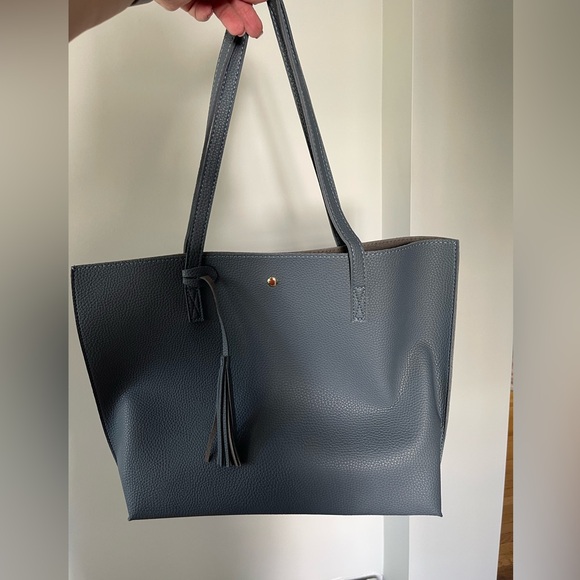 Pair of Orange and Gray/Blue Vegan Leather Tote Bags with Tassel - Picture 10 of 12